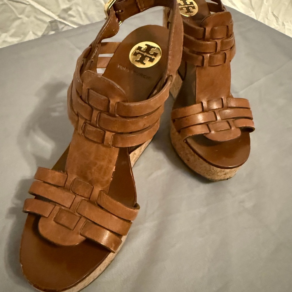 Tory Burch Wedge Sandals Size 8